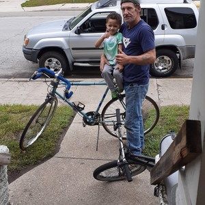 Meet your Posher, Dennis